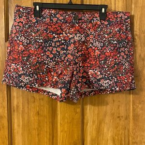 Gap floral shorts